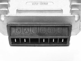 (Bild für) Spannungsregler 5 pins AAGBM Piaggio Vespa PX alt
