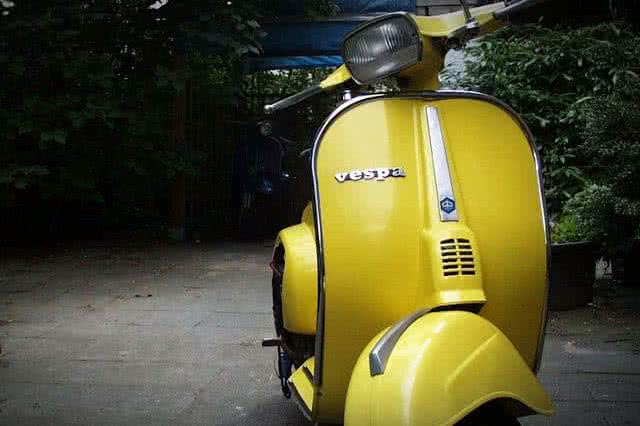 Vespa 50 Special