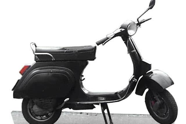 black Vespa PK 50